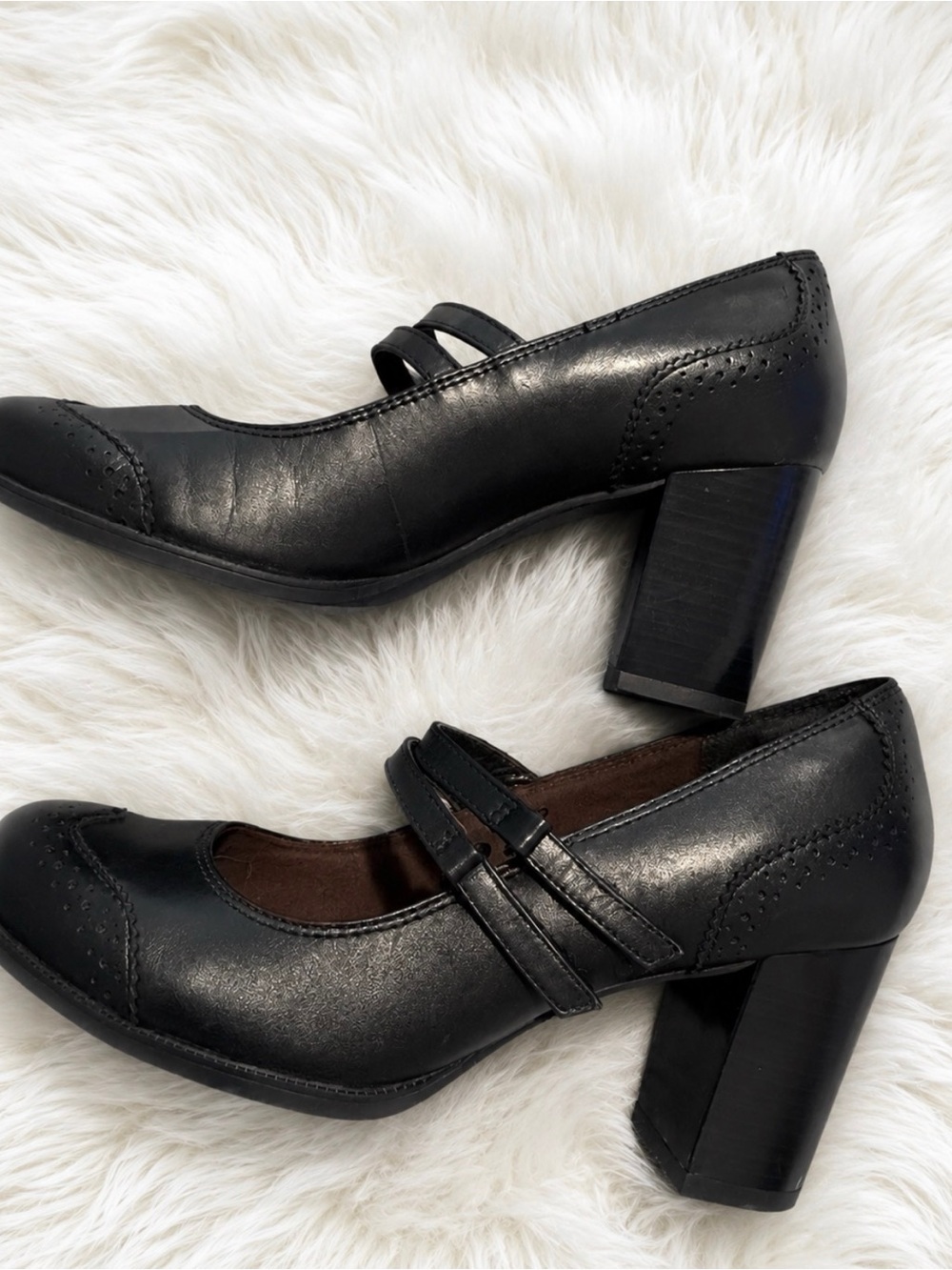 Chunky heel pumps size 8